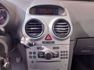 Opel Corsa CMon 1.4  - Foto 14