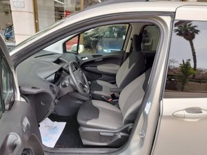 Ford Tourneo Courier 1.5 TDCi 95cv Trend  - Foto 11