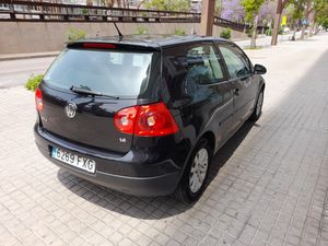 Volkswagen Golf 1.6 HIGHLINE  - Foto 5