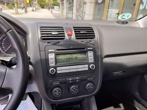 Volkswagen Golf 1.6 HIGHLINE  - Foto 12