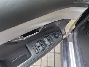 Seat Exeo ST 2.0 TDI CR 143 CV DPF Reference  - Foto 17