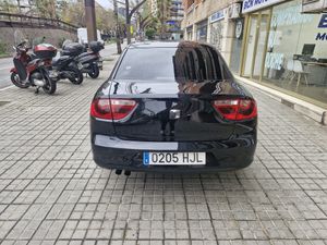 Seat Exeo ST 2.0 TDI CR 143 CV DPF Reference  - Foto 6