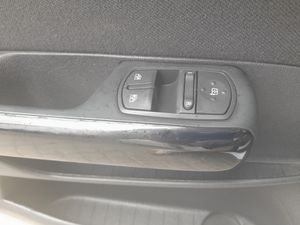 Opel Corsa 1.4 Color Edition SS  - Foto 19