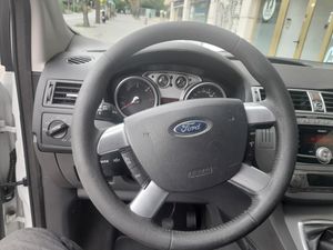 Ford Kuga 2.0 TDCi 2WD Titanium  - Foto 14