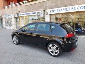 Seat Leon 1.6 TDI 90cv Reference  - Foto 3