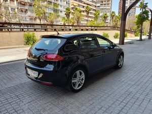 Seat Leon 1.6 TDI 90cv Reference  - Foto 5