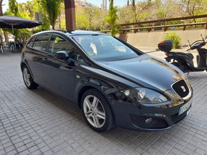 Seat Leon 1.6 TDI 90cv Reference  - Foto 8