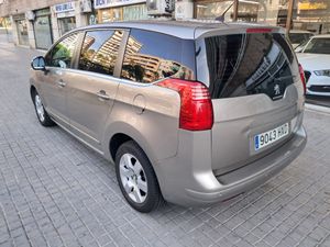 Peugeot 5008 Style 1.6 HDI 115 FAP  - Foto 3