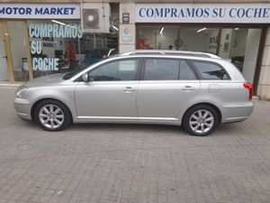 Toyota Avensis 1.8 VVT-i SOL  - Foto 8
