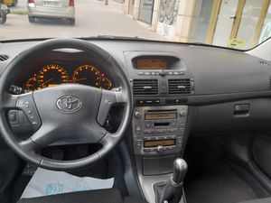 Toyota Avensis 1.8 VVT-i SOL  - Foto 12