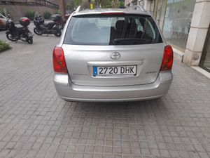 Toyota Avensis 1.8 VVT-i SOL  - Foto 6