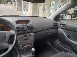 Toyota Avensis 1.8 VVT-i SOL  - Foto 13
