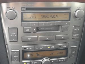 Toyota Avensis 2.0 D4D SOL  - Foto 18