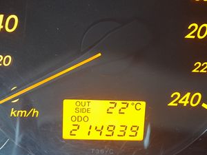 Toyota Avensis 2.0 D4D SOL  - Foto 17