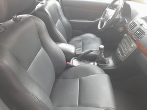 Toyota Avensis 2.0 D4D SOL  - Foto 11