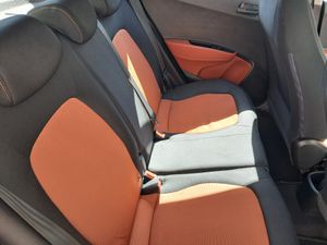 Hyundai i10 1.0 Essence  - Foto 12