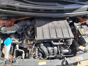 Hyundai i10 1.0 Essence  - Foto 18