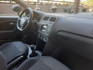 Volkswagen Polo Advance 1.4 TDI 90cv BMT  - Foto 24