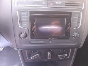Volkswagen Polo Advance 1.4 TDI 90cv BMT  - Foto 18