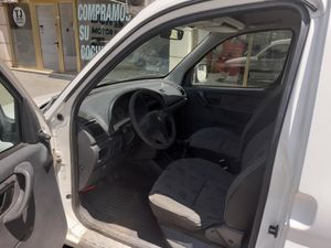 Peugeot Partner COMBIESPACE 1.9D  - Foto 10