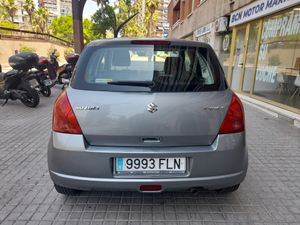 Suzuki Swift 1.3 GL 5p  - Foto 6