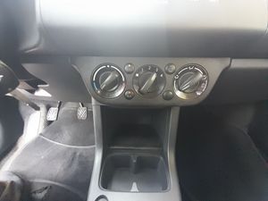 Suzuki Swift 1.3 GL 5p  - Foto 17