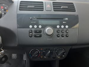 Suzuki Swift 1.3 GL 5p  - Foto 15