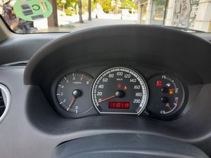Suzuki Swift 1.3 GL 5p  - Foto 14