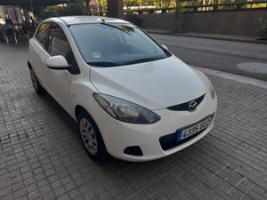 Mazda 2 Active 1.4 CRTD · Diése  - Foto 4