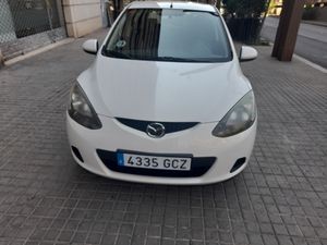 Mazda 2 Active 1.4 CRTD · Diése  - Foto 3