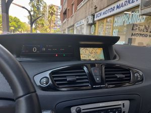Renault Grand Scénic BOSE Energy TCe 130 7p · Gasolina ·  - Foto 16