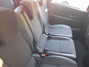 Renault Grand Scénic BOSE Energy TCe 130 7p · Gasolina ·  - Foto 10