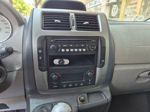 Peugeot e-Expert FICHA TÉCNICA Peugeot Expert Tepee Allure HDi 160 Corto (2013-2016)  - Foto 16