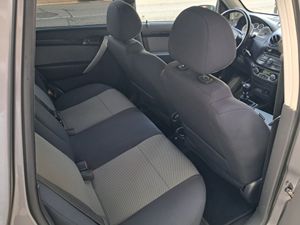 Chevrolet Aveo 1.6 16v LT  - Foto 6