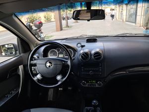Chevrolet Aveo 1.6 16v LT  - Foto 7