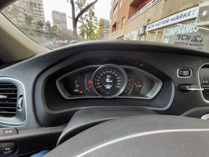 Volvo V40 D2 Kinetic  - Foto 21