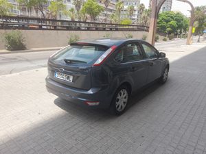 Ford Focus Berlina Trend 1.6  - Foto 5