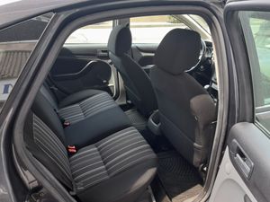 Ford Focus Berlina Trend 1.6  - Foto 10