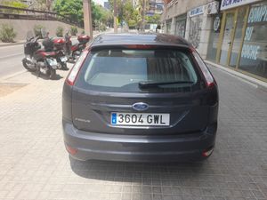 Ford Focus Berlina Trend 1.6  - Foto 6