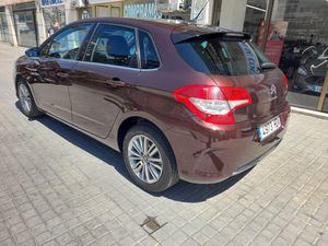 Citroën C4 HDi 110 Exclusive  - Foto 3
