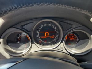 Citroën C4 HDi 110 Exclusive  - Foto 13