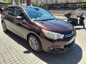 Citroën C4 HDi 110 Exclusive  - Foto 6