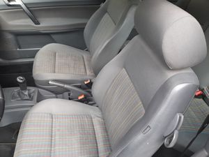 Volkswagen Polo 1.4 Advance 80cv  - Foto 11
