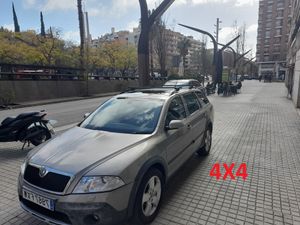 Skoda Scout 2.0 TDI  - Foto 2