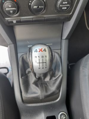 Skoda Scout 2.0 TDI  - Foto 9
