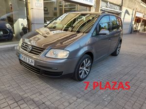 Volkswagen Touran VOLKSWAGEN Touran 1.9 TDI 105 Edition  - Foto 2
