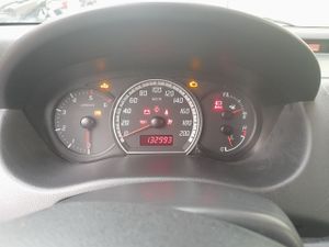 Suzuki Swift 1.3 DDIS GL 5p  - Foto 8