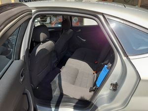 Ford Mondeo 2.0 TDCi 140 Titanium  - Foto 10
