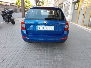 Skoda Octavia 1.6 TDI 81KW 110cv Ambition Greenline  - Foto 6