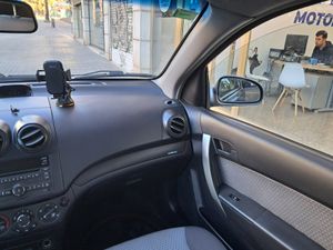 Chevrolet Aveo 1.2 16v LS  - Foto 8